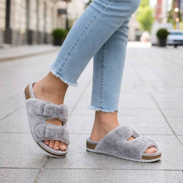 Women’s Open Toe Slippers