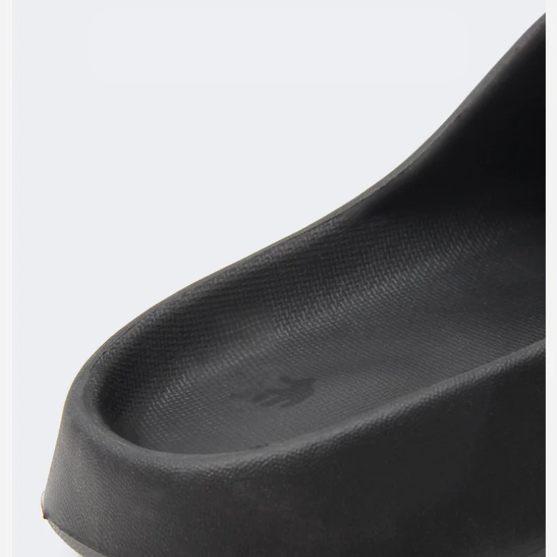 comfortable Innovative Design Men's Slippers