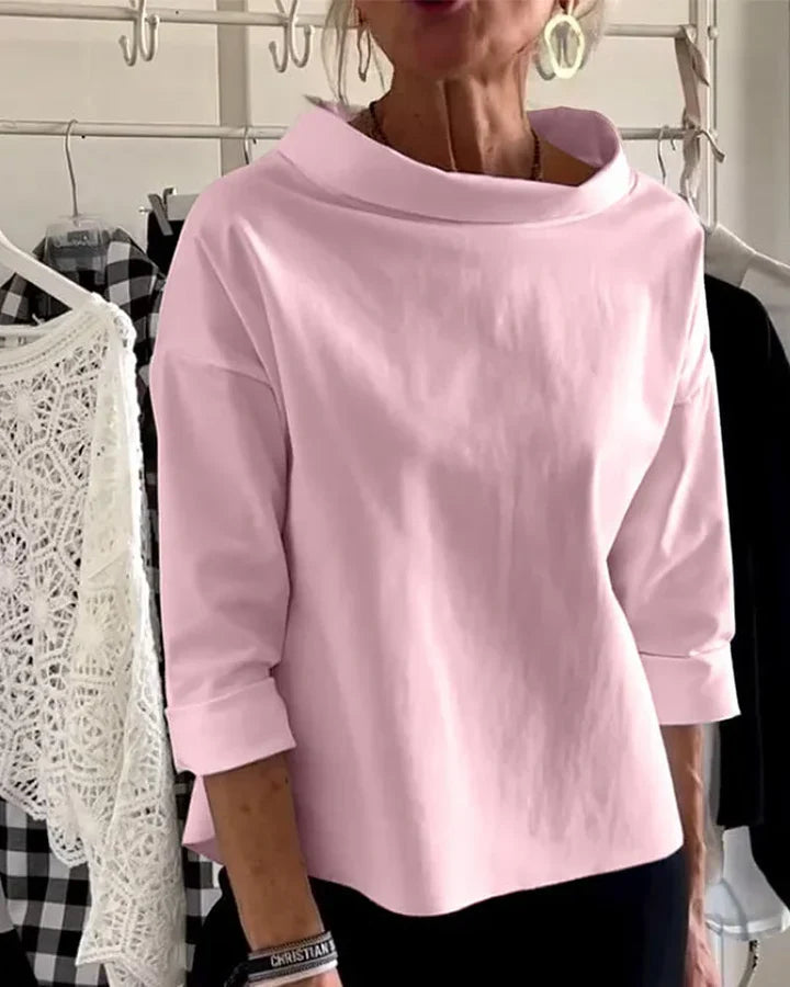 comfortable Top with Wide Lapels and Half Turtleneck for a Stylish Look