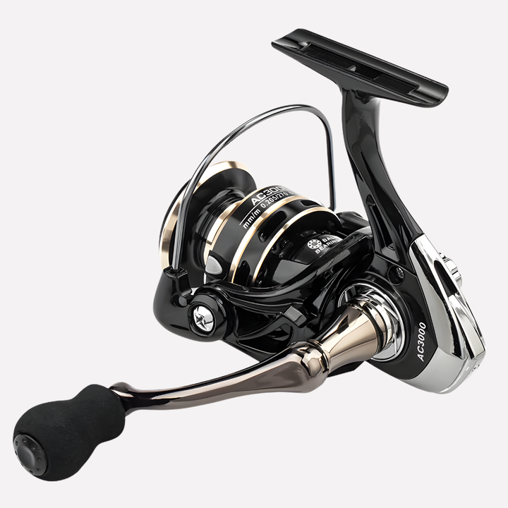 Spinning Fishing Reel for Sea and Freshwater Use