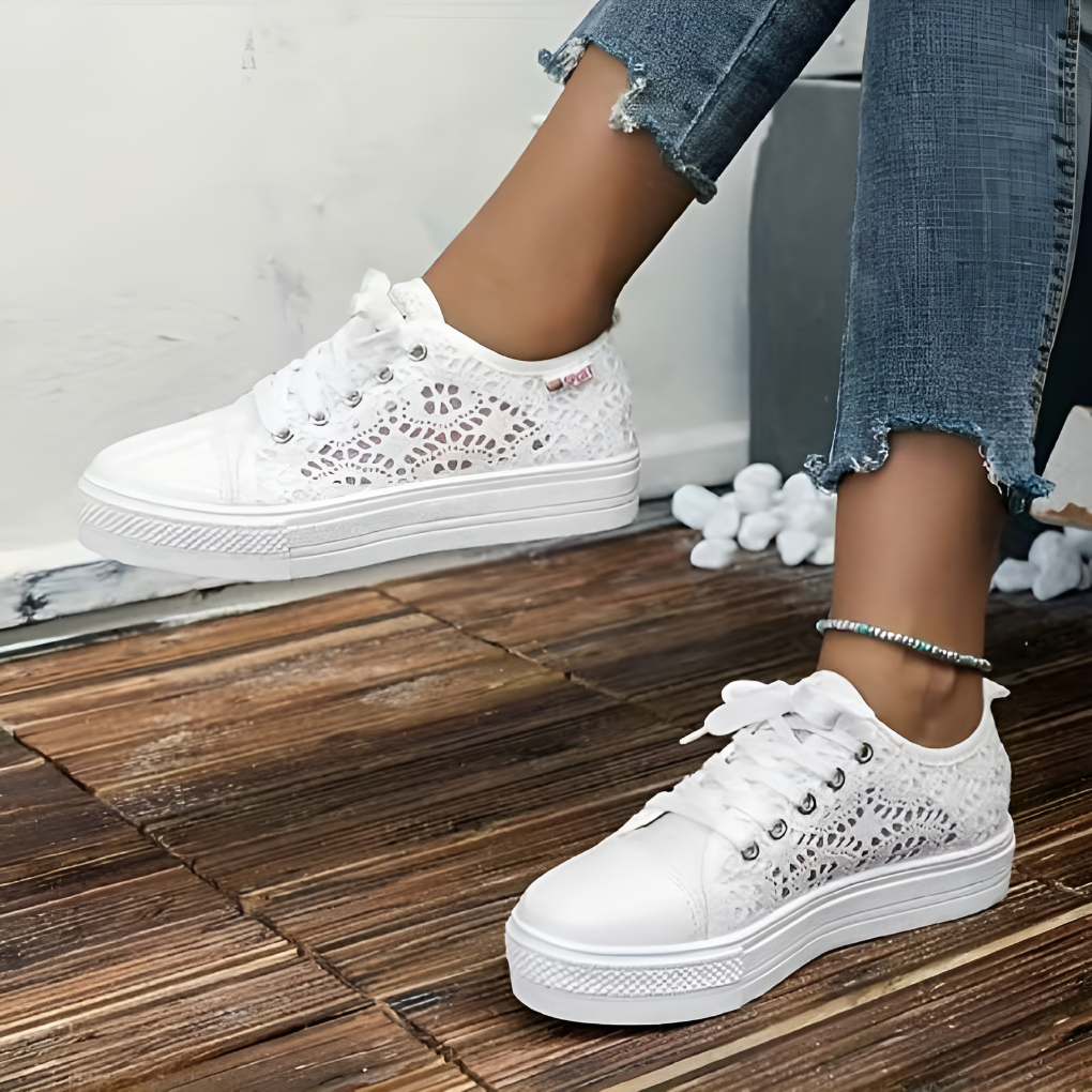 comfortable Fashion Lace Sneakers