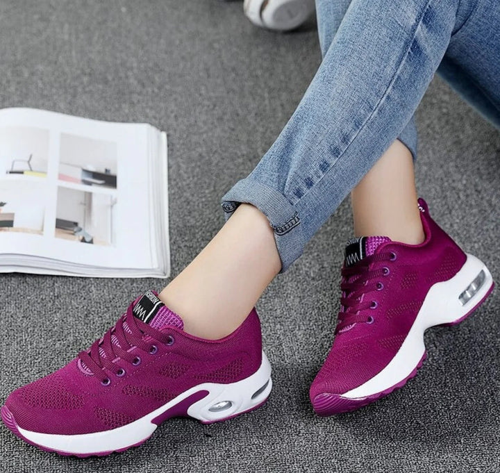 Women's Shoes - Sleek Comfort
