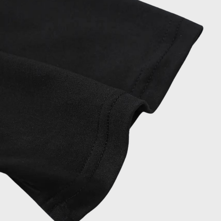 comfortable Men’s T-Shirt with Crew Neck and Minimalist Print