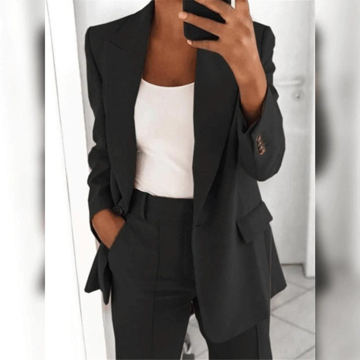 Elegant 2-Piece Women’s Suit Set – Polished Pair for Formal Looks