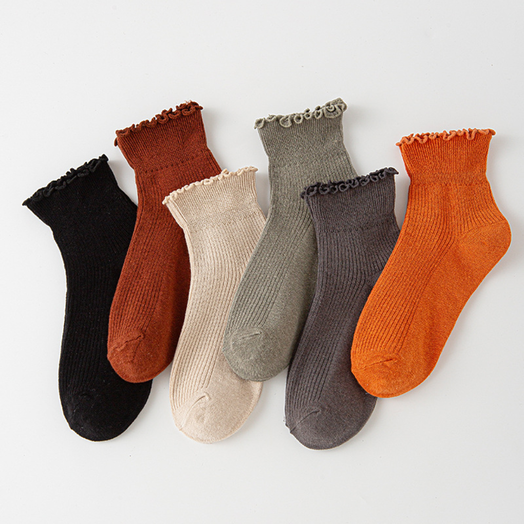 Women’s Ruffle Ankle Socks