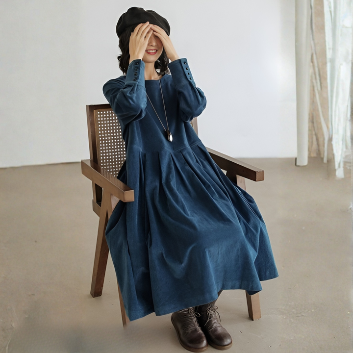 Women’s Long Dress – Elegant Silhouette for Special Occasions