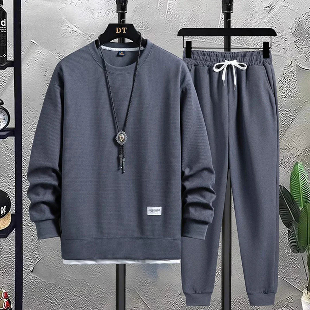 Relaxed Sporty Tracksuit for Men
