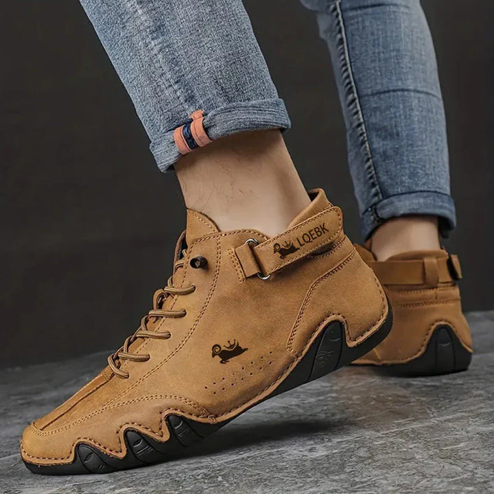 Comfortable Designed for balance Leather Walking Shoes