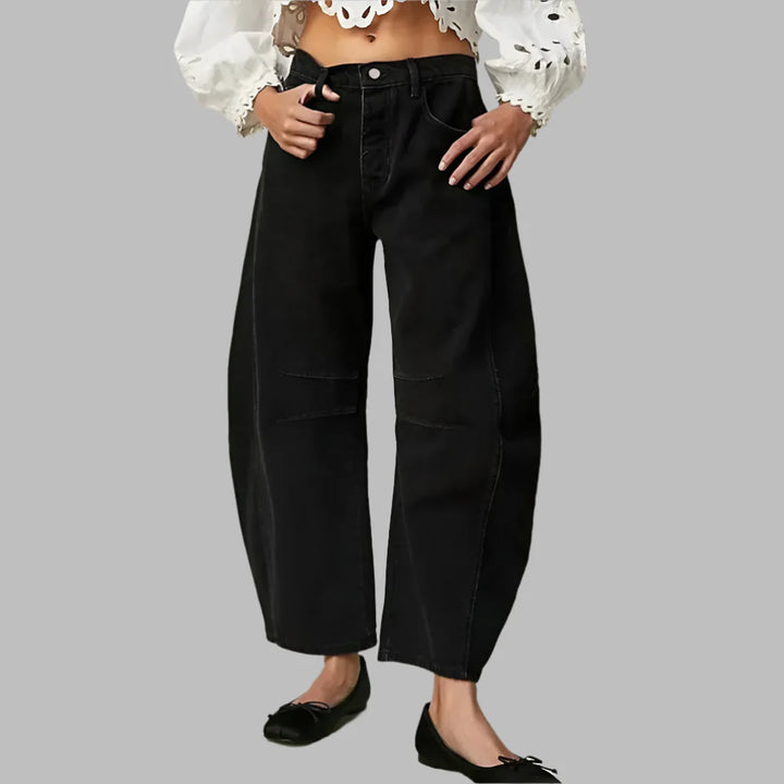Wide Leg Jeans - Stylish Street Look