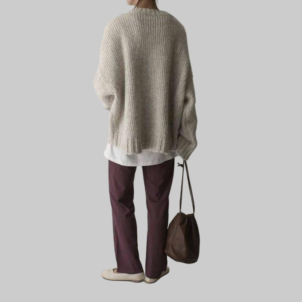 Oversized Ivory Pocket-Front Sweater – Relaxed Everyday Layer