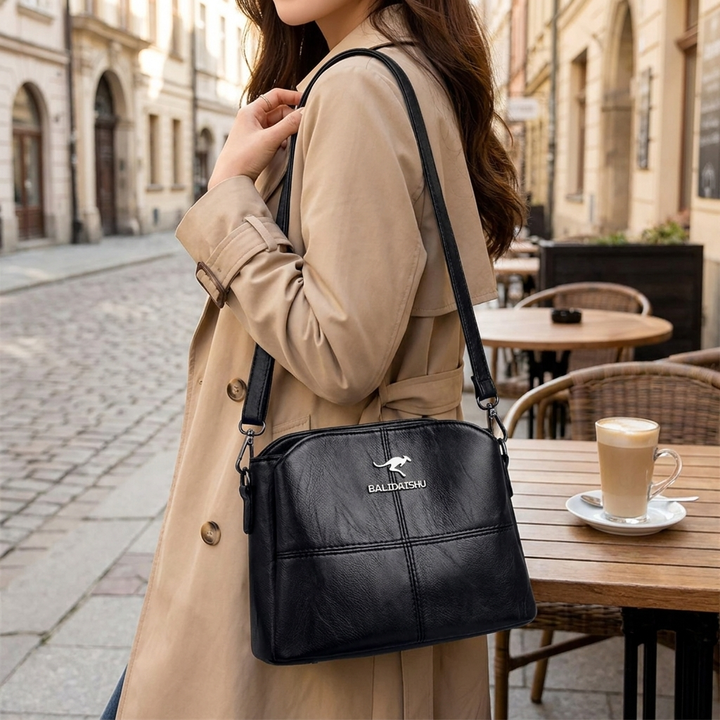 Timeless Classic Shoulder Bag