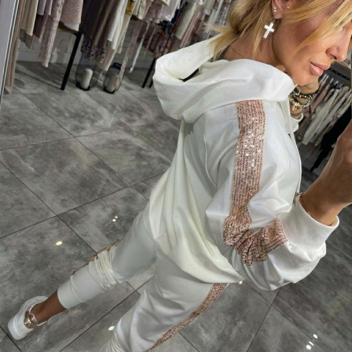 Trendy Women’s Lounge Set – Alvara Collection