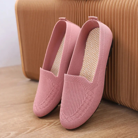 Comfortable Slip-On Knit Shoes for Everyday Wear – Stylish and Breathable