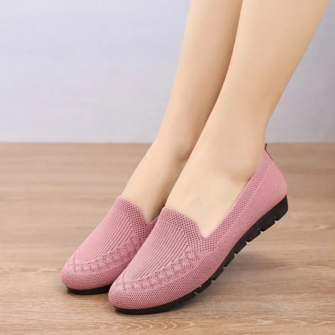 Comfortable Slip-On Knit Shoes for Everyday Wear – Stylish and Breathable